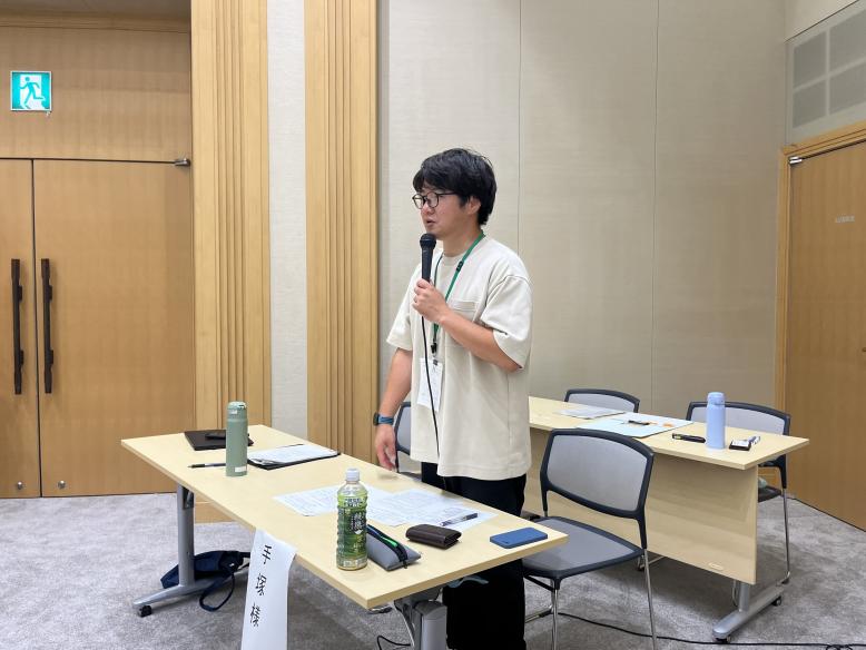 手塚さん